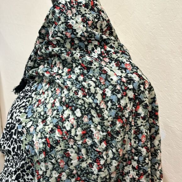 Urban Outfitters Pins & Needles 100% Cotton Tassel Fringe Infinity Scarf / Swim - Picture 4 of 6